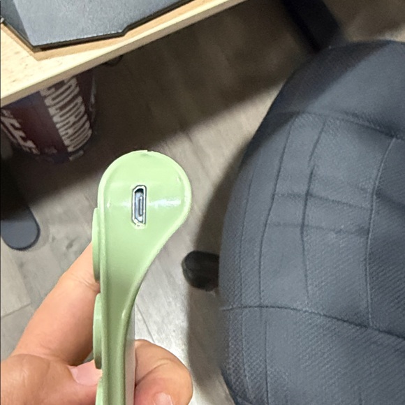 Bluetooth Numeric Keypad - Pastel Green - Picture 15 of 15